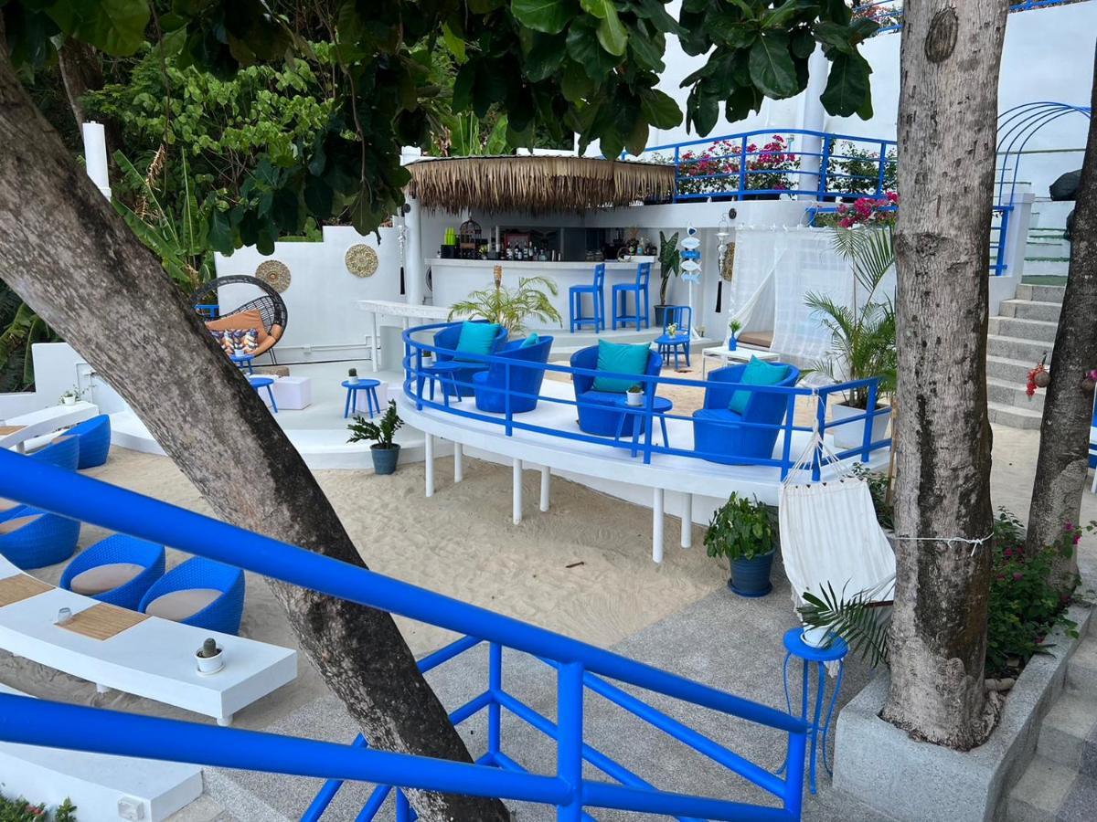Zenmaya Oceanfront Phuket, Trademark Collection By Wyndham Patong Екстериор снимка The Blue Bar