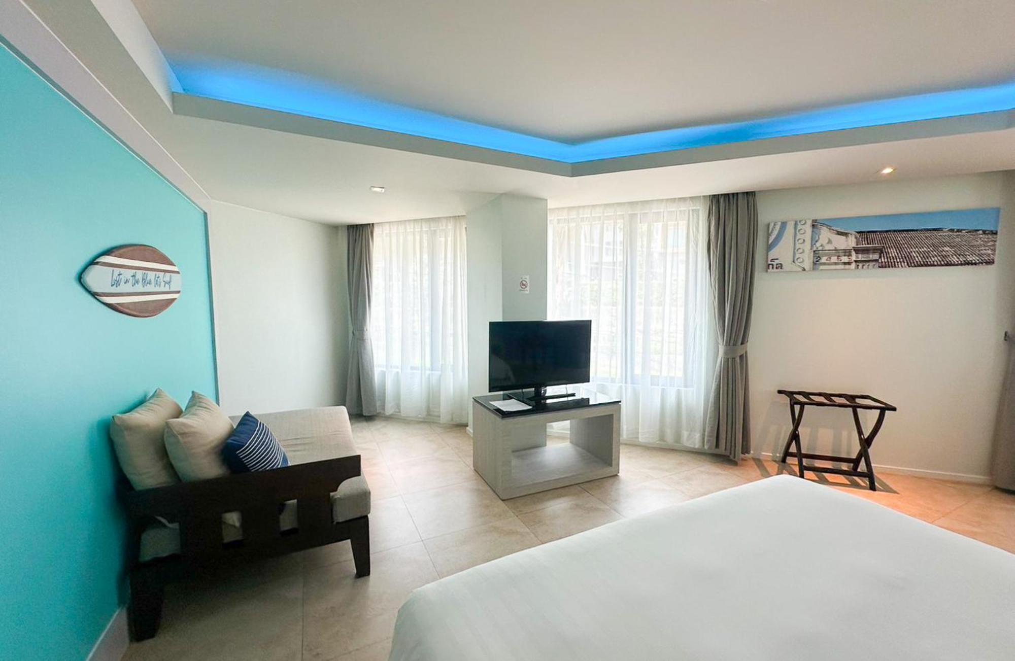 Zenmaya Oceanfront Phuket, Trademark Collection By Wyndham Patong Екстериор снимка Deluxe Room