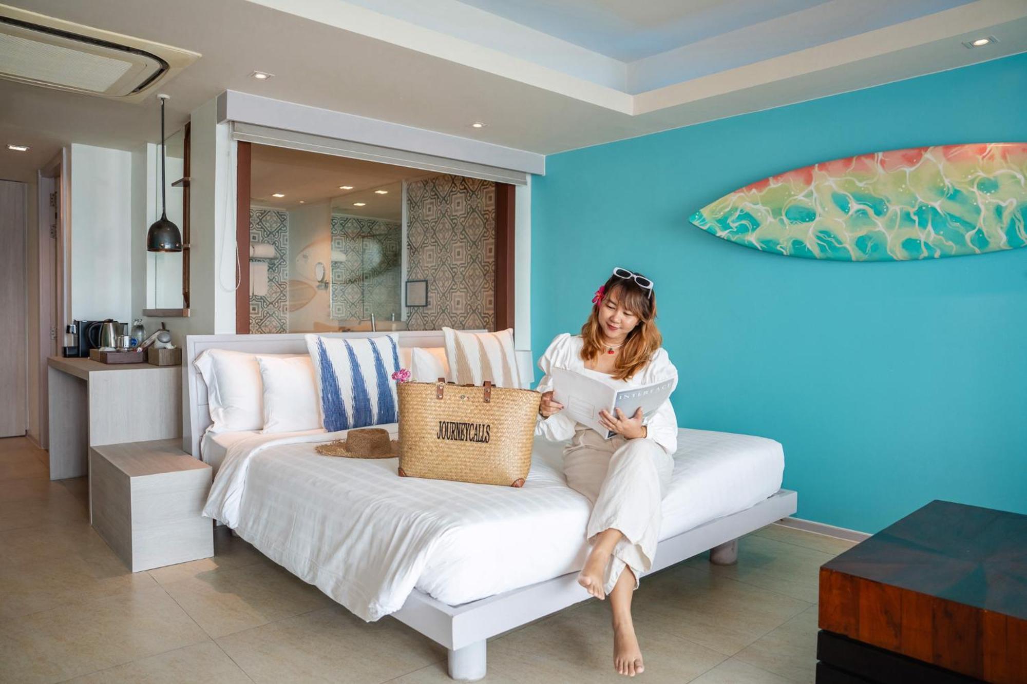Zenmaya Oceanfront Phuket, Trademark Collection By Wyndham Patong Екстериор снимка A guest at the hotel