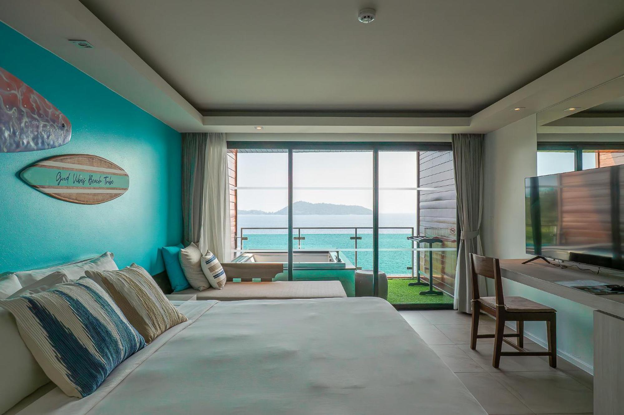 Zenmaya Oceanfront Phuket, Trademark Collection By Wyndham Patong Екстериор снимка